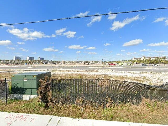 House image located at Miami, FL 33166