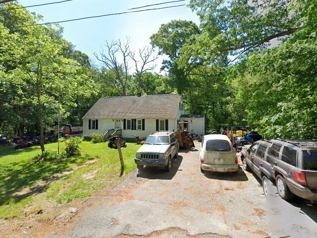 House image located at Uxbridge, MA 01569
