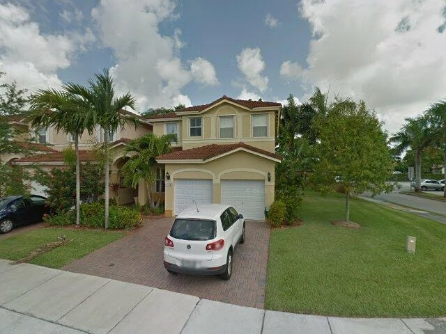 House image located at Miami, FL 33186