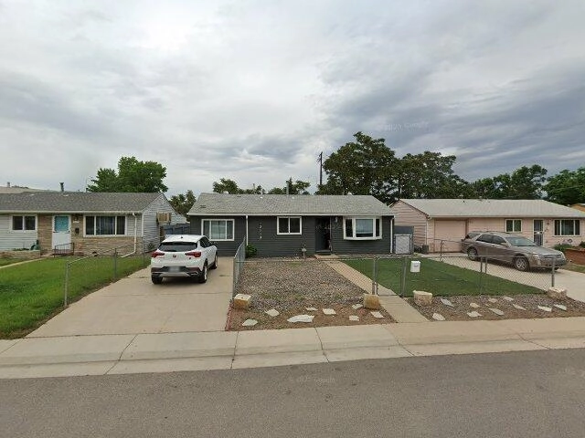 House image located at Englewood, CO 80110