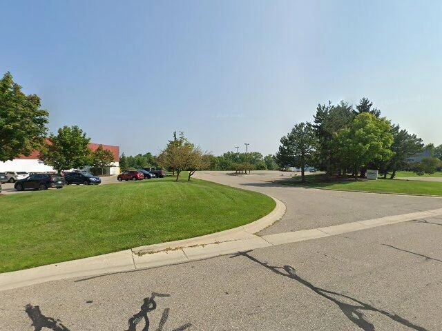 House image located at Warren, MI 48092