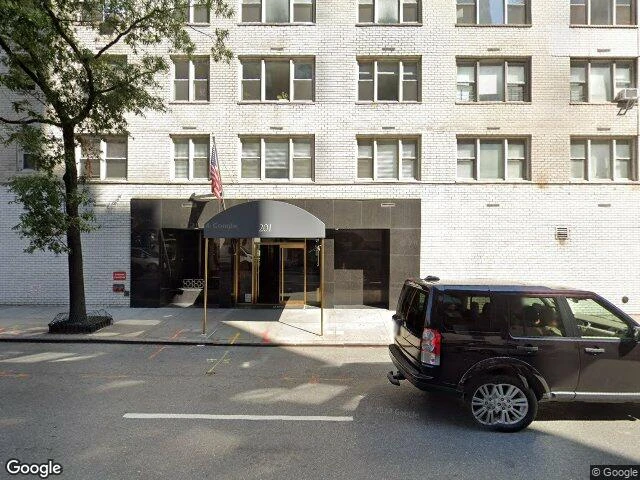 House image located at New York, NY 10016