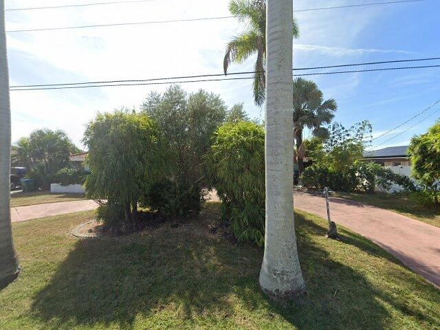 House image located at Cape Coral, FL 33904