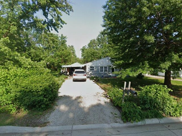 House image located at Topeka, KS 66605