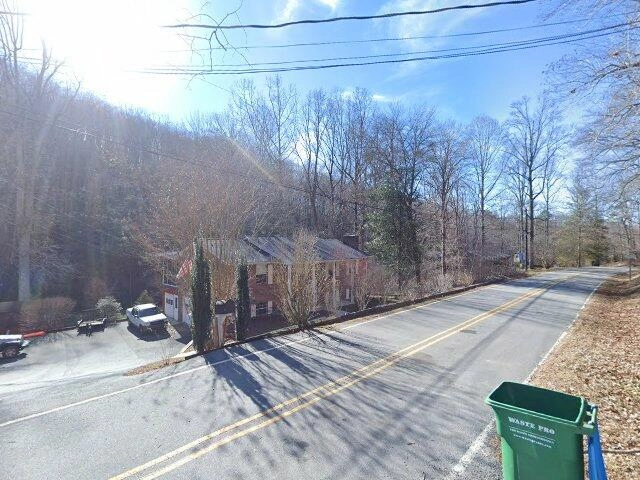 House image located at Hendersonville, NC 28792