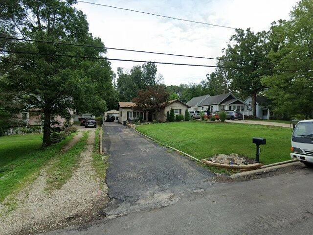 House image located at Peoria, IL 61614