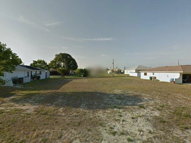 House image located at Cape Coral, FL 33909