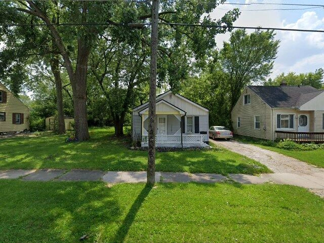House image located at Flint, MI 48532