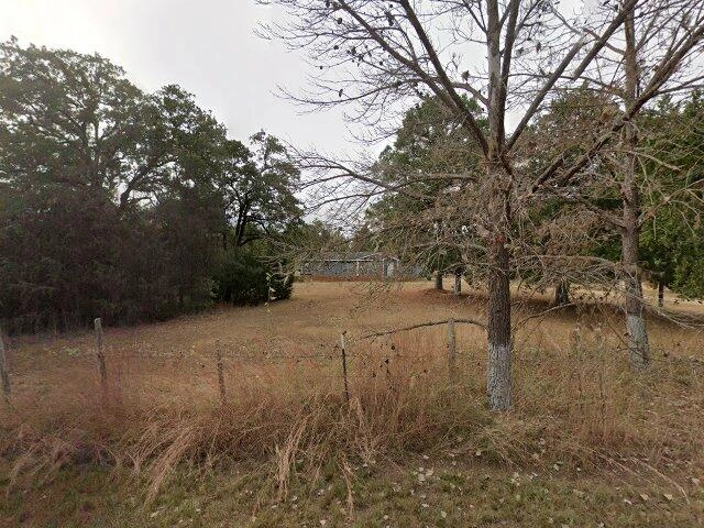 House image located at Smithville, TX 78957