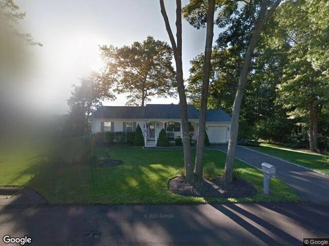 House image located at Moriches, NY 11955