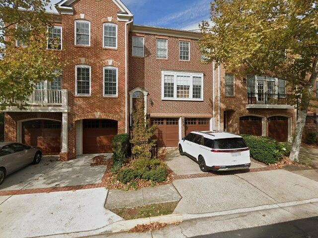House image located at Herndon, VA 20170