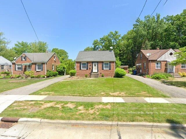 House image located at North Olmsted, OH 44070