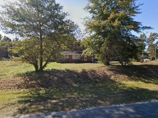 House image located at Elizabethtown, NC 28337