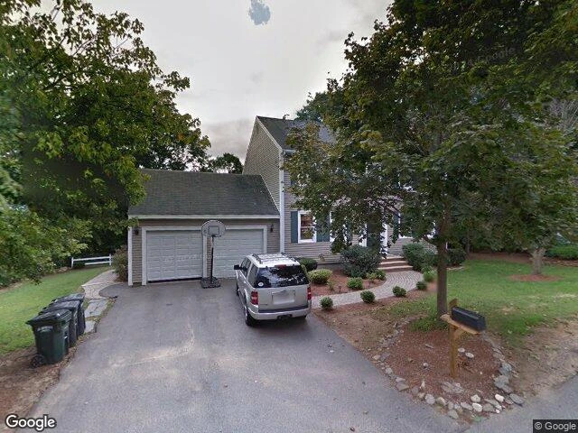 House image located at Amesbury, MA 01913