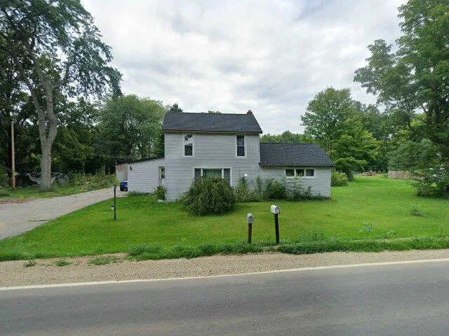House image located at Decatur, MI 49045
