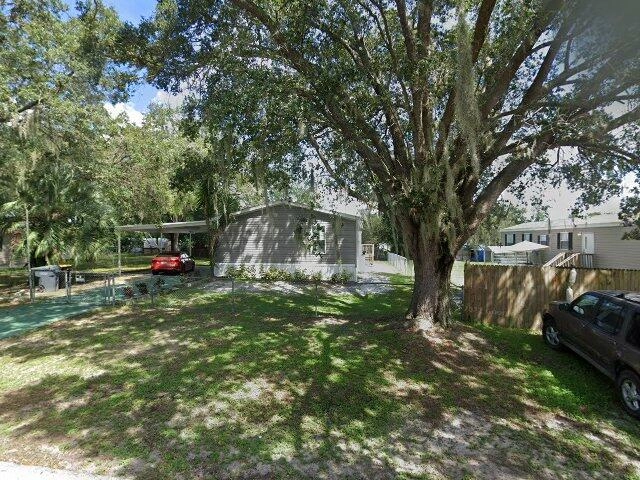 House image located at Polk City, FL 33868