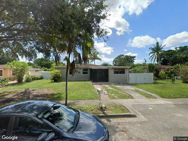 House image located at Miami, FL 33167