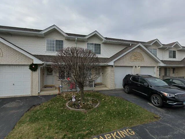 House image located at Palos Hills, IL 60465