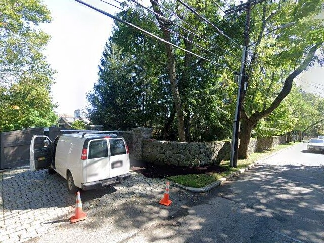 House image located at Meriden, CT 06450