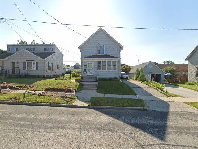 House image located at Manitowoc, WI 54220