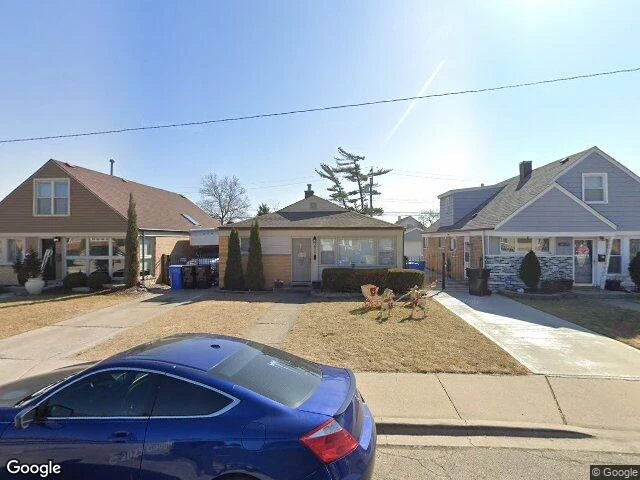 House image located at Chicago, IL 60652