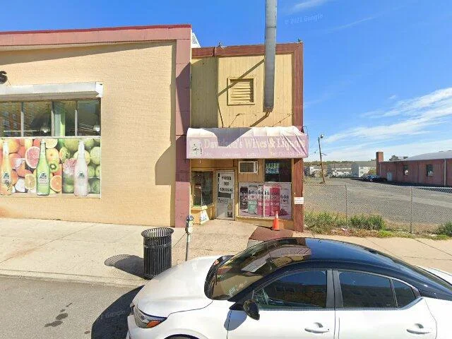 House image located at New Brunswick, NJ 08901