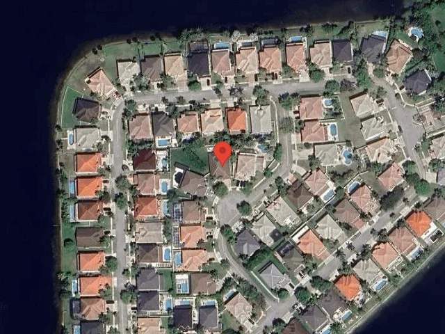 House image located at Hollywood, FL 33029