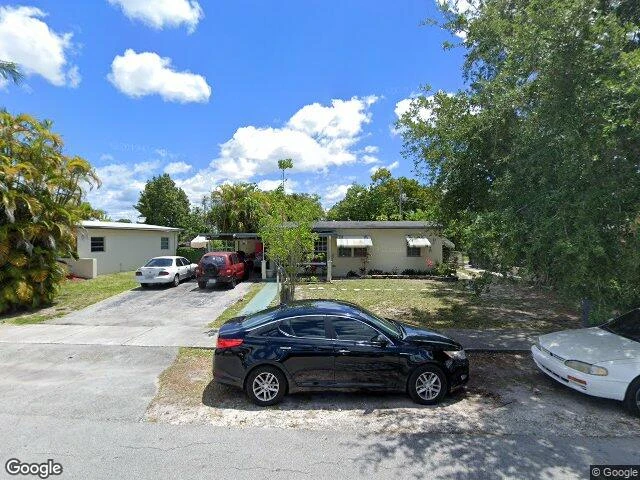 House image located at Hollywood, FL 33023