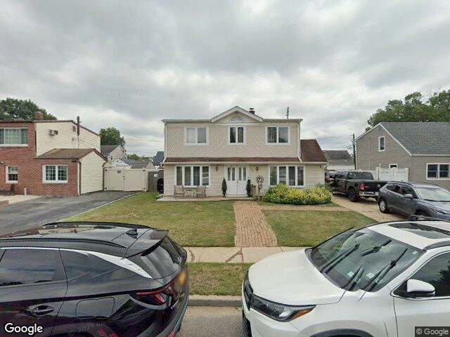 House image located at Levittown, NY 11756