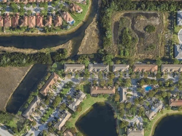 House image located at Hollywood, FL 33027