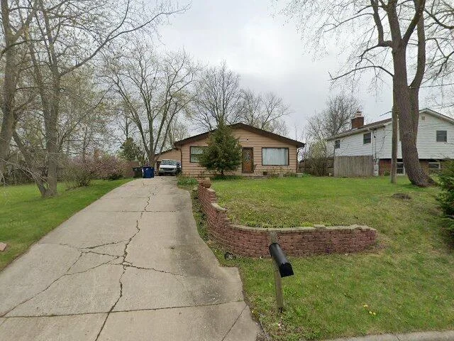 House image located at North Chicago, IL 60064