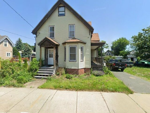 House image located at Lynn, MA 01904