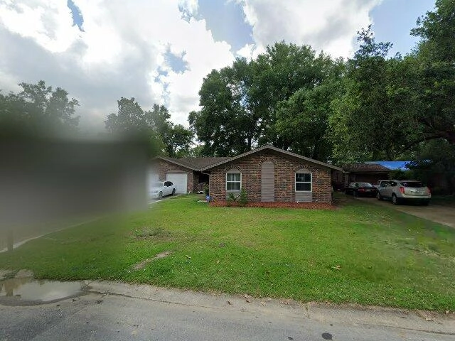 House image located at Gulfport, MS 39503