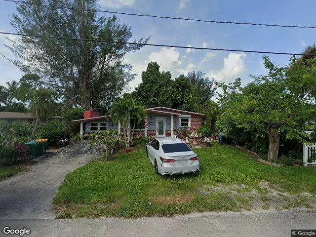House image located at Naples, FL 34113
