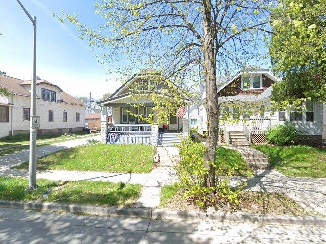 House image located at Milwaukee, WI 53219