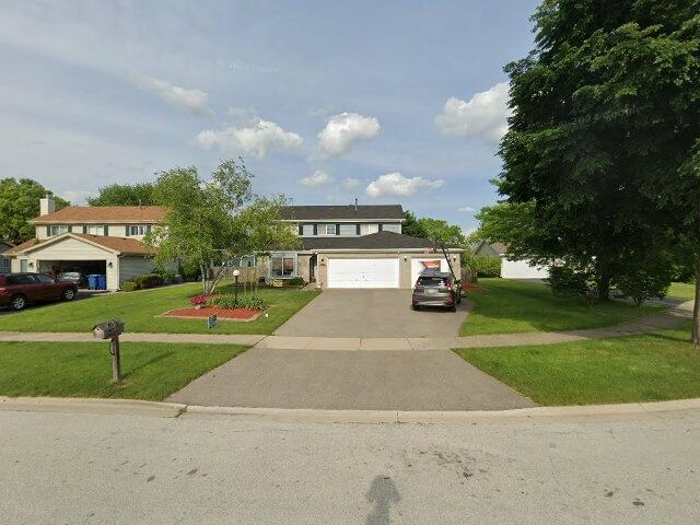 House image located at Aurora, IL 60504