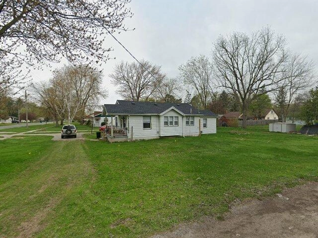 House image located at Saginaw, MI 48601
