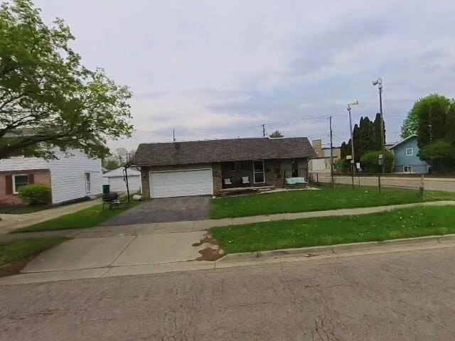 House image located at Lansing, MI 48911