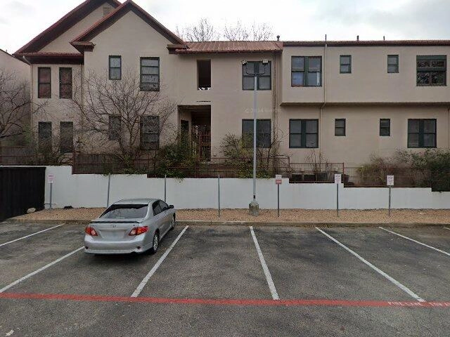 House image located at Lincoln, IL 62656