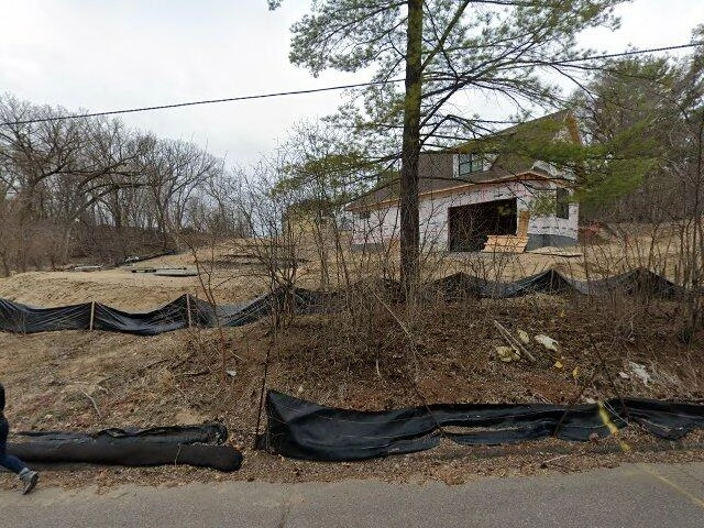 House image located at Minnetonka, MN 55345