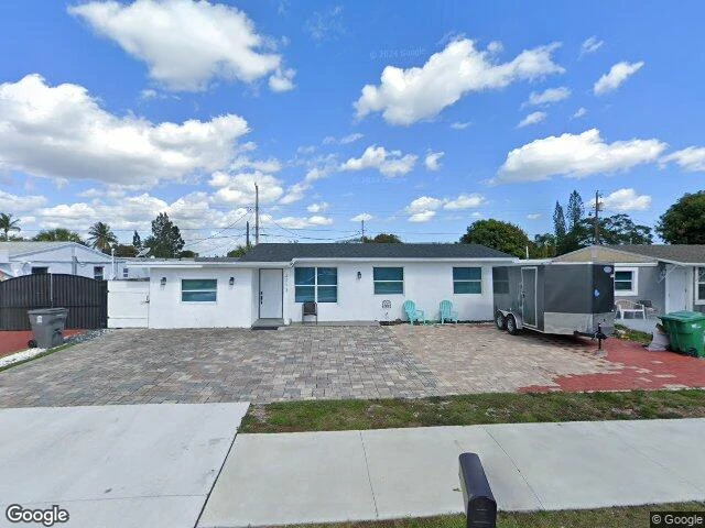House image located at West Palm Beach, FL 33409