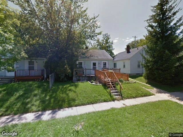 House image located at Lansing, MI 48915