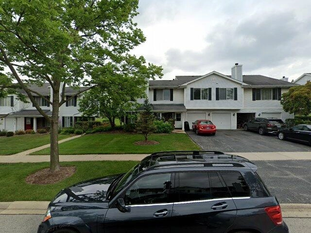 House image located at Darien, IL 60561