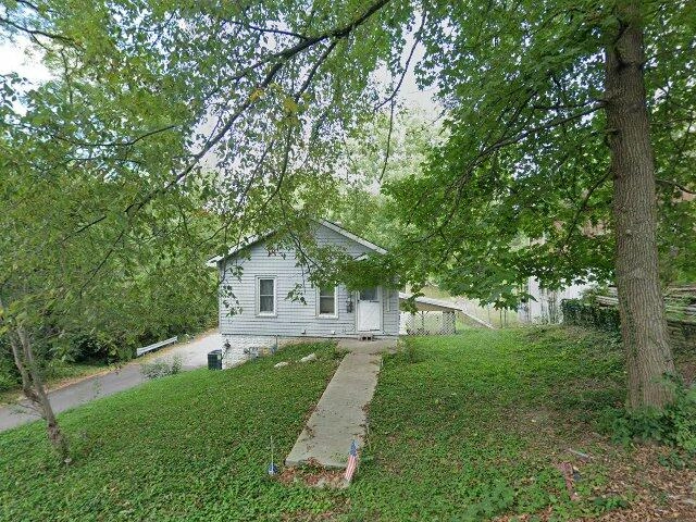 House image located at Alton, IL 62002