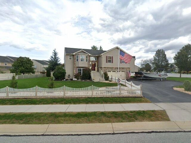 House image located at Highland Lakes, NJ 07422