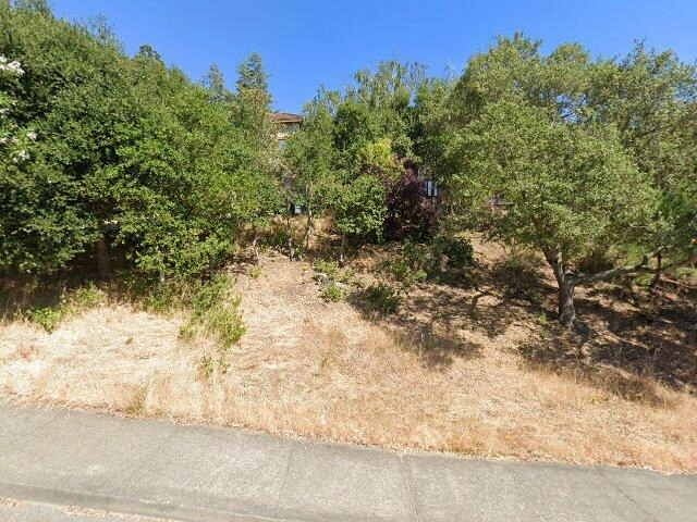 House image located at Petaluma, CA 94952