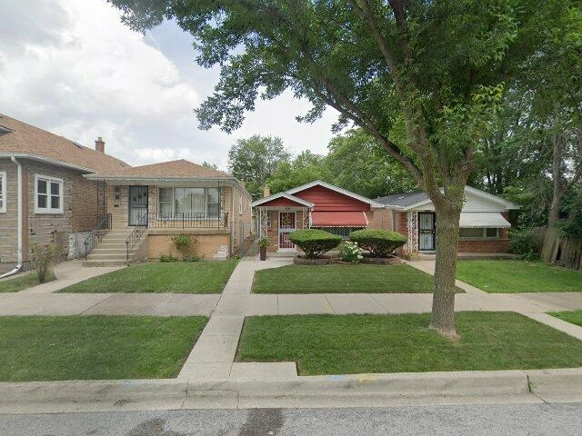 House image located at Chicago, IL 60617