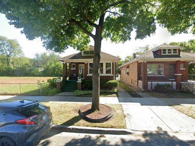 House image located at Chicago, IL 60628