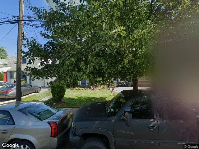 House image located at Oceanside, NY 11572