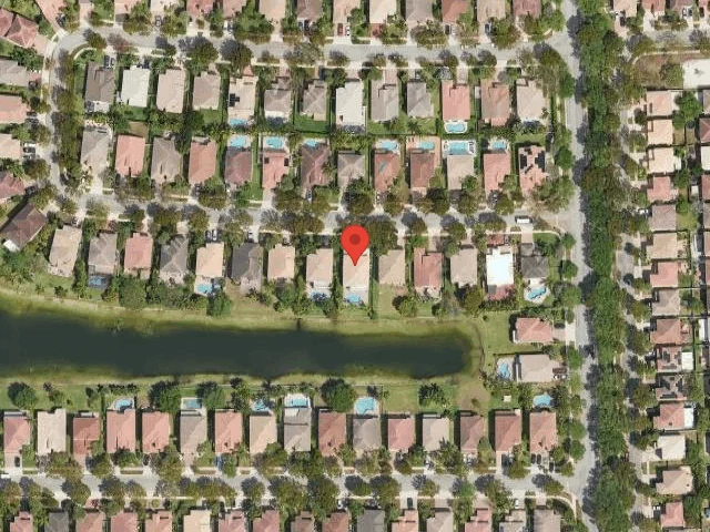 House image located at Hollywood, FL 33027